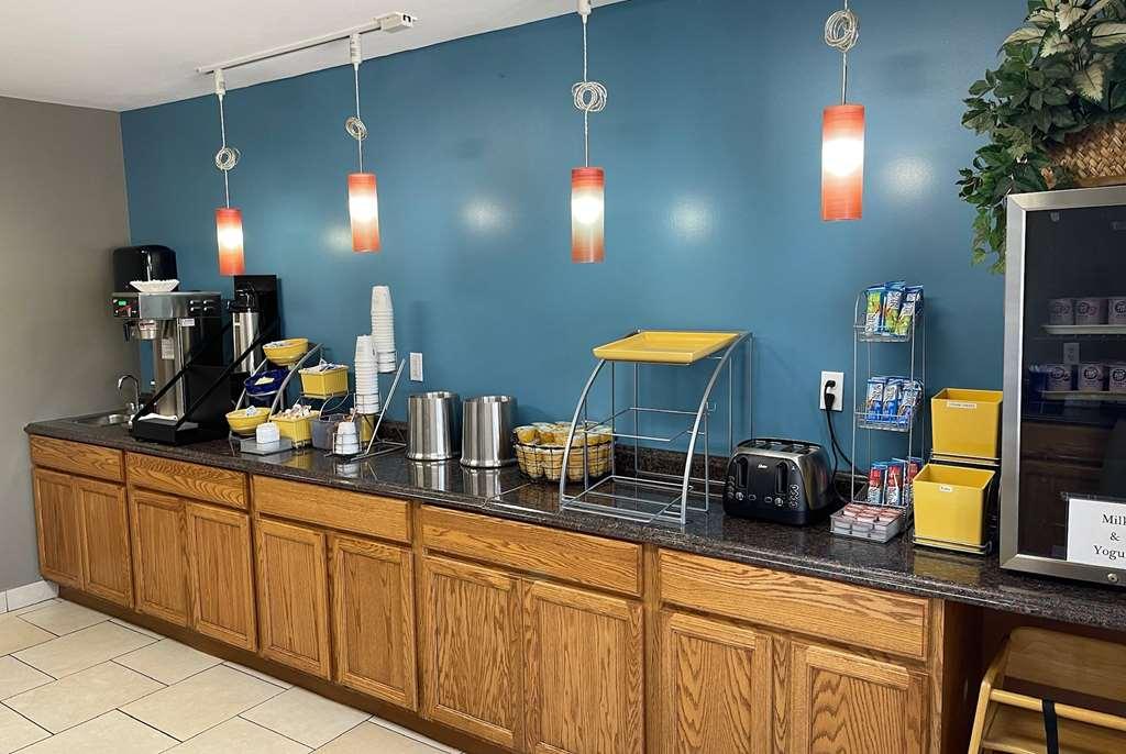 Days Inn By Wyndham Imlay City Restaurante foto
