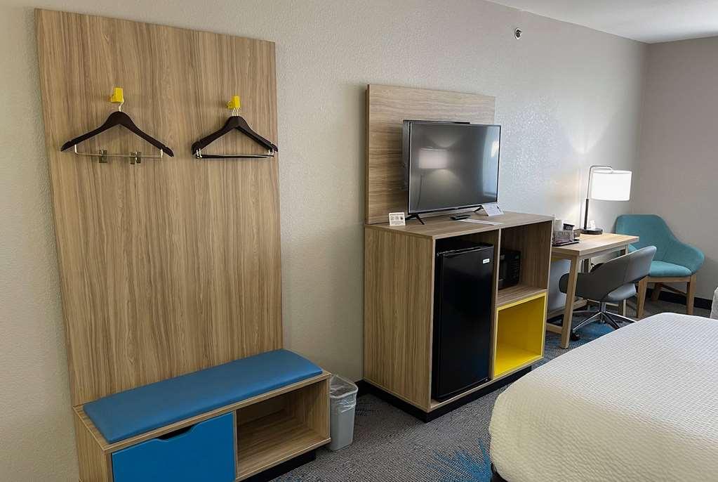 Days Inn By Wyndham Imlay City Quarto foto